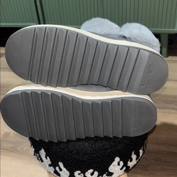 Koolaburra by UGG Gray Tynlee Waterproof Faux Fur Trim Boot 7 - Picture 6 of 8